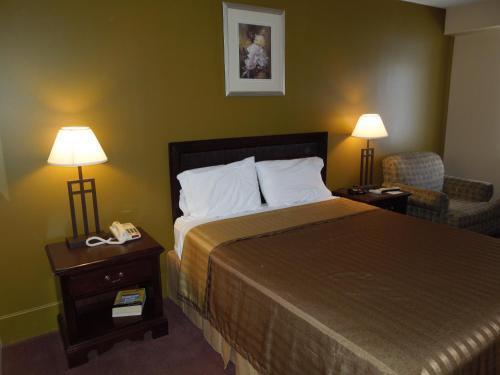 Hilltop Inn Pittsburgh Crafton Buitenkant foto